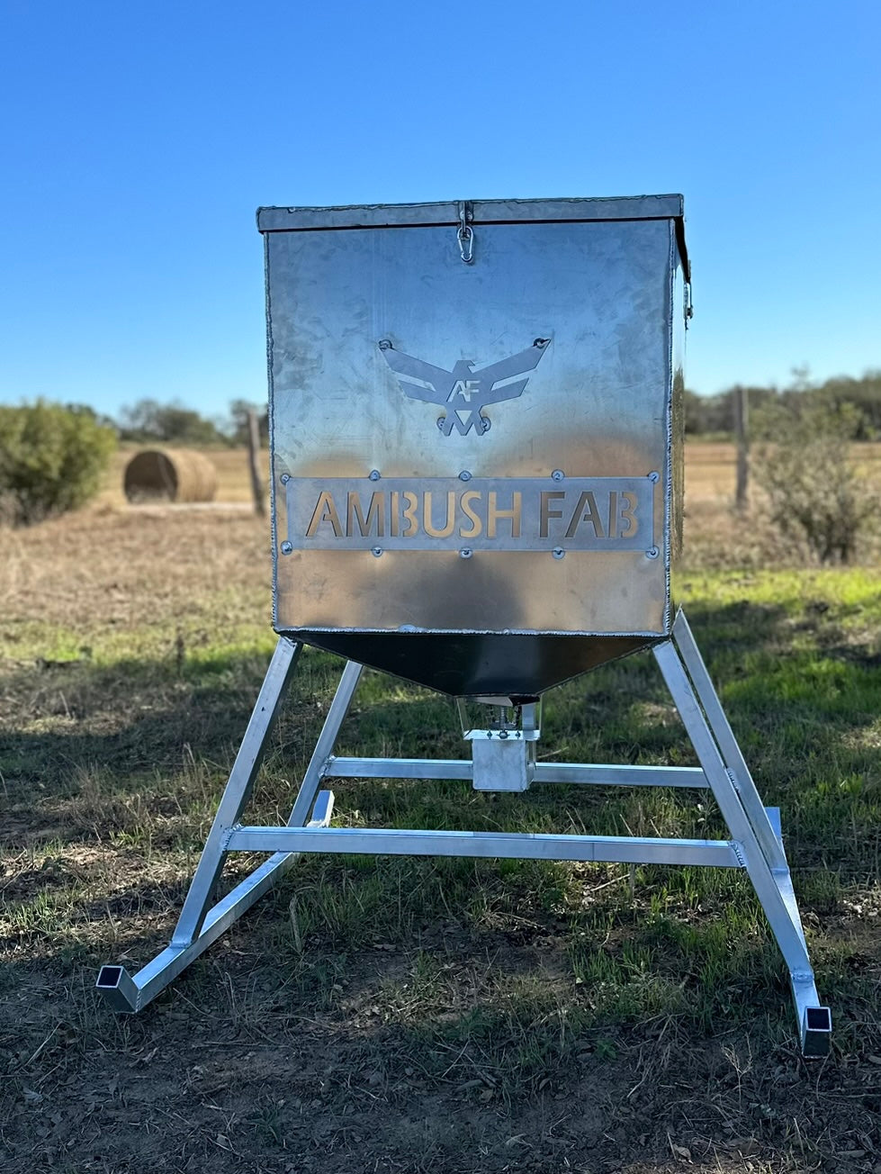 700lb stand and fill Aluminum Feeder